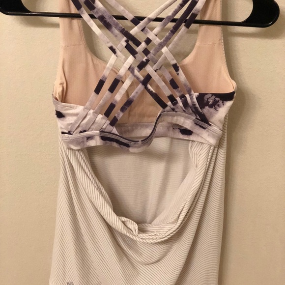 Lululemon free to be Wild tank - Picture 3 of 3